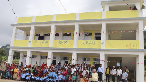 प्राथमिक विद्यालय ट्वाङट्वाङ्गेको नयाँ भवन उद्घाटन