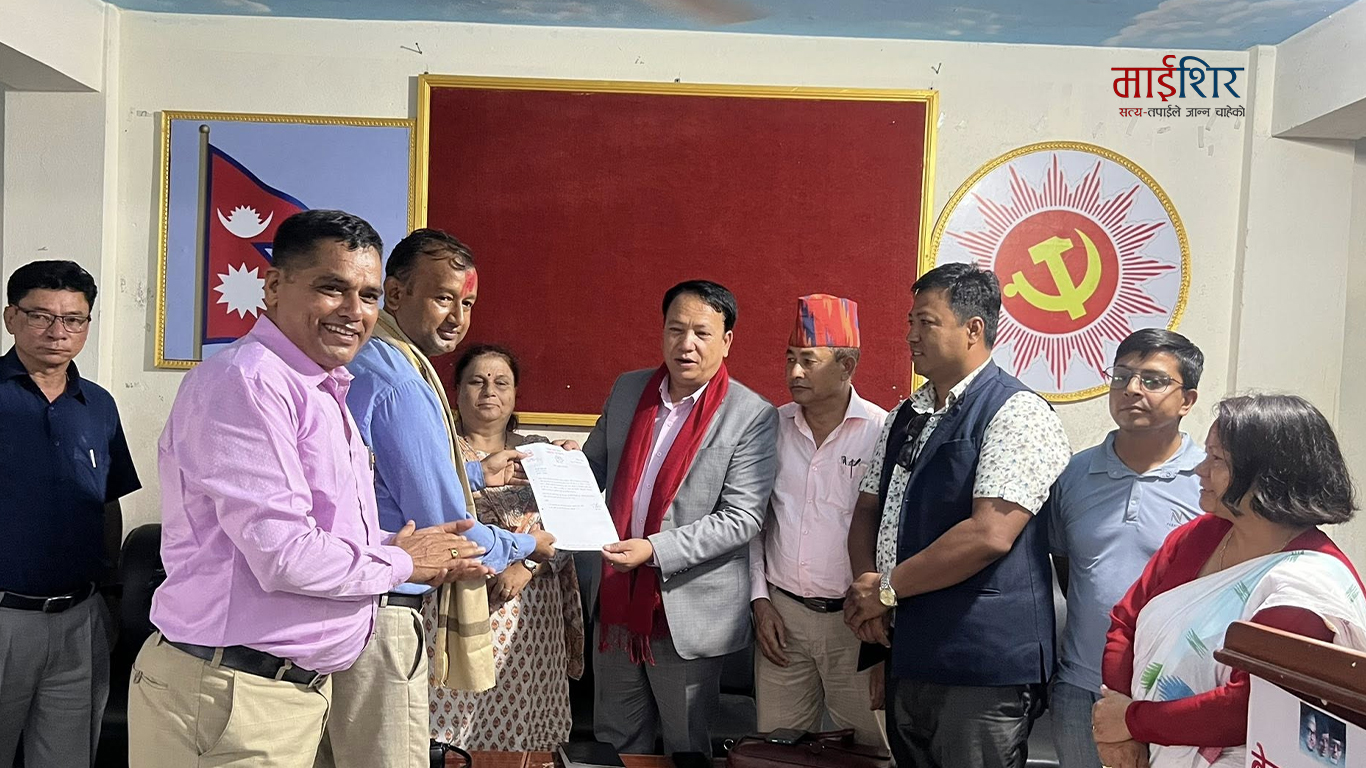 आयुर्वेदिक तथा वैकल्पिक चिकित्सालय सिन्धुलीको अध्यक्षमा पूर्ण खत्री