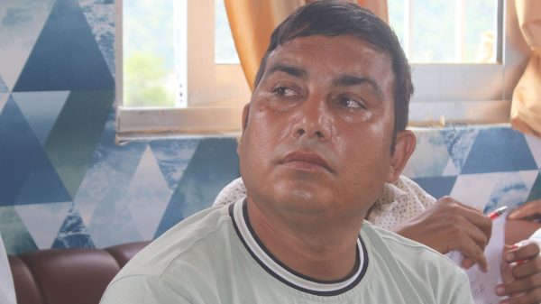 गाउँपालिकाले सहयोग नगरे फोहोर अध्यक्ष र उपाध्यक्षको कार्यालयमै खन्याउँछौं — अध्यक्ष देवकोटा