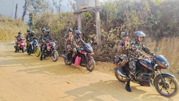 सिन्धुलीमा भयरहित निर्वाचनका लागि सेनाको सक्रिय सुरक्षा गस्ती