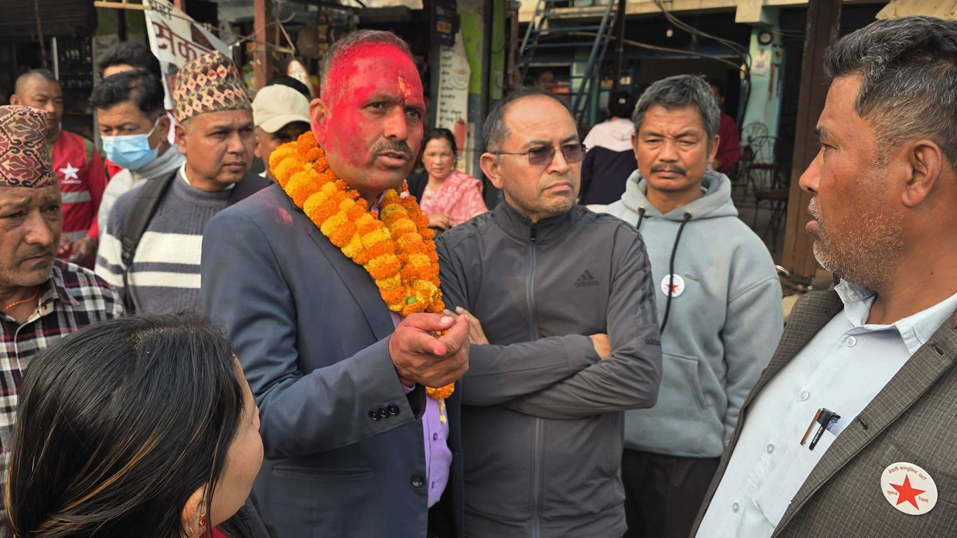 विकासको मुद्दामा रक्षात्मक बने निवर्तमान सांसद दाहाल