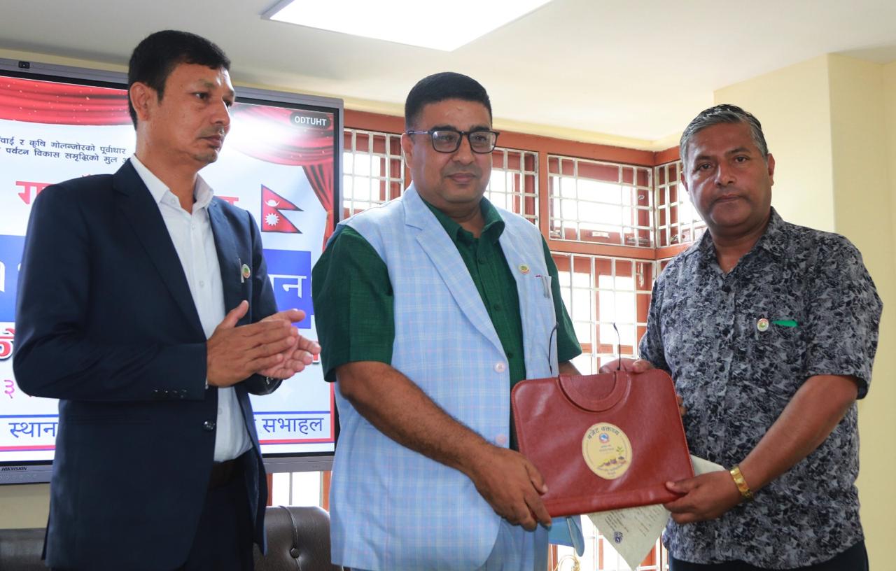 गोलञ्जोरको ५६ करोडको बजेट: शिक्षा पहिलो प्राथमिकतामा, जुनार र पूर्वाधारमा विशेष जोड